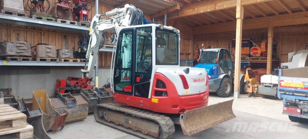 Takeuchi TB 370 Midi bagri 7t – 12t