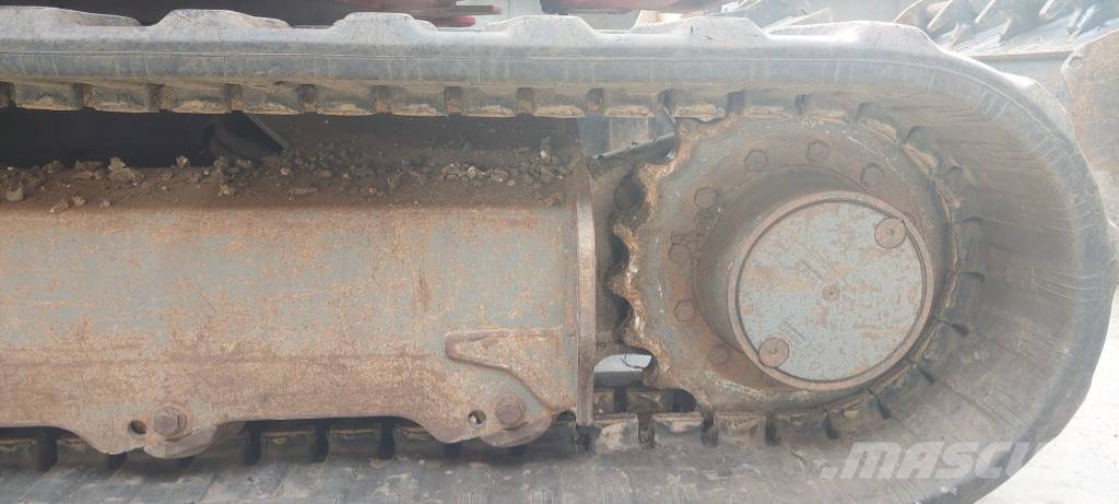 Takeuchi TB 370 Midi bagri 7t – 12t
