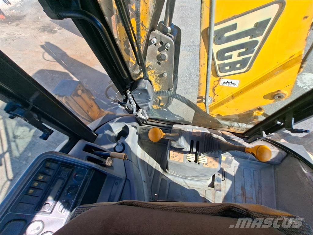 JCB 3CX SITEMASTER 4X4 Entreprenad - Övrigt