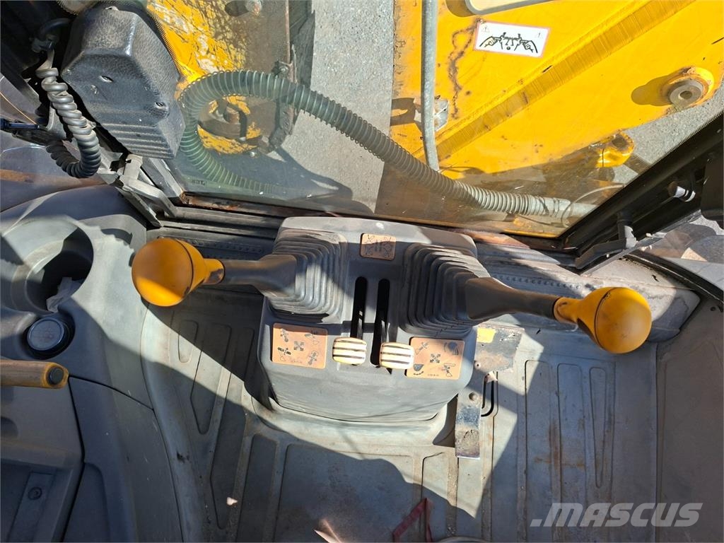 JCB 3CX SITEMASTER 4X4 Entreprenad - Övrigt