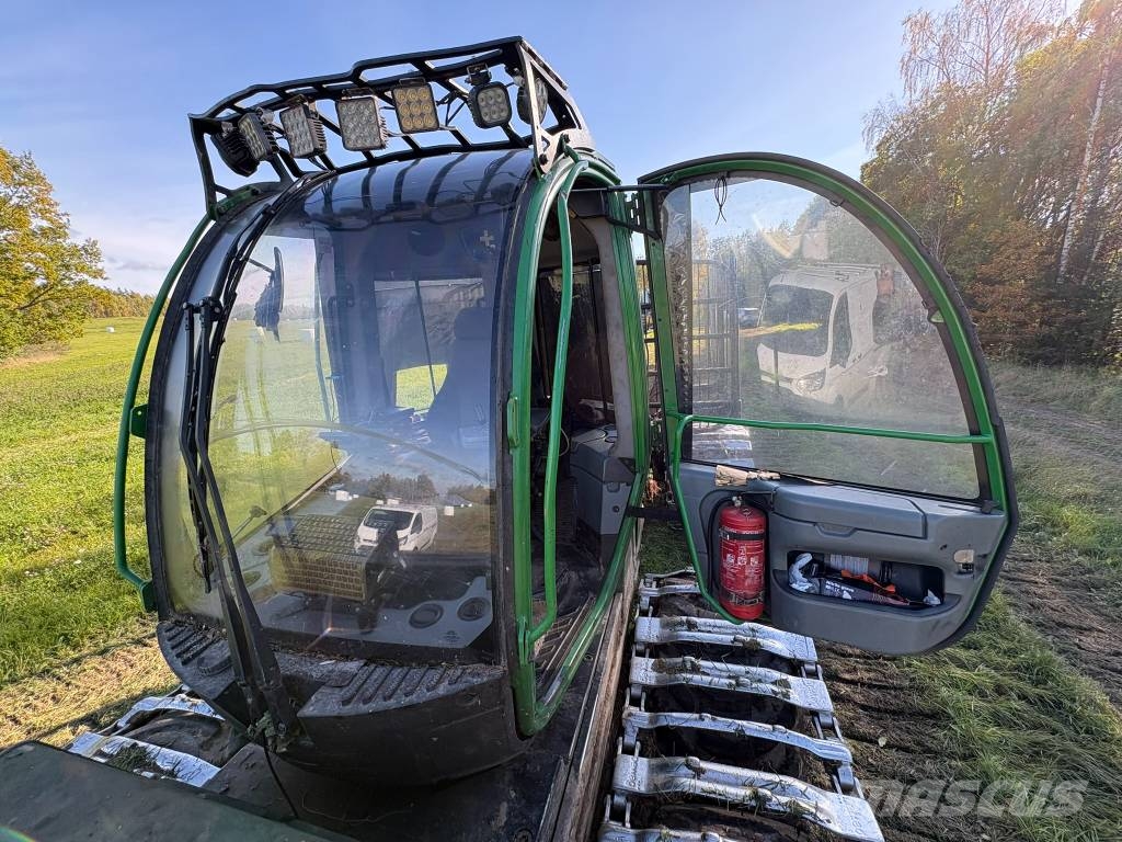 John Deere 1110E Transportadoras
