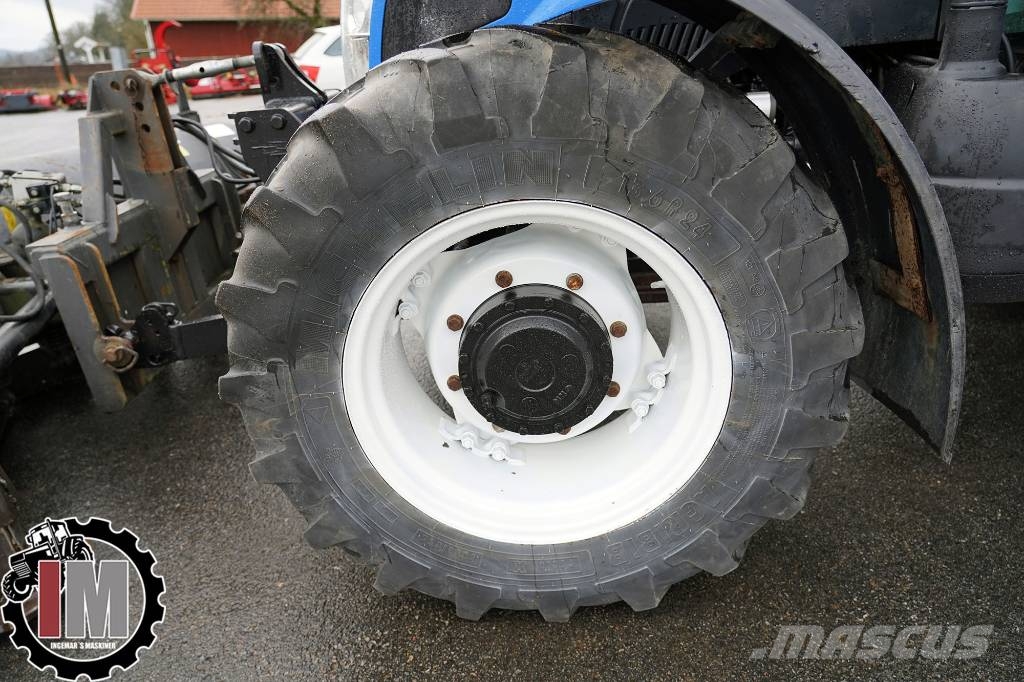 PAKETDEAL - New Holland TD5.85 Трактора
