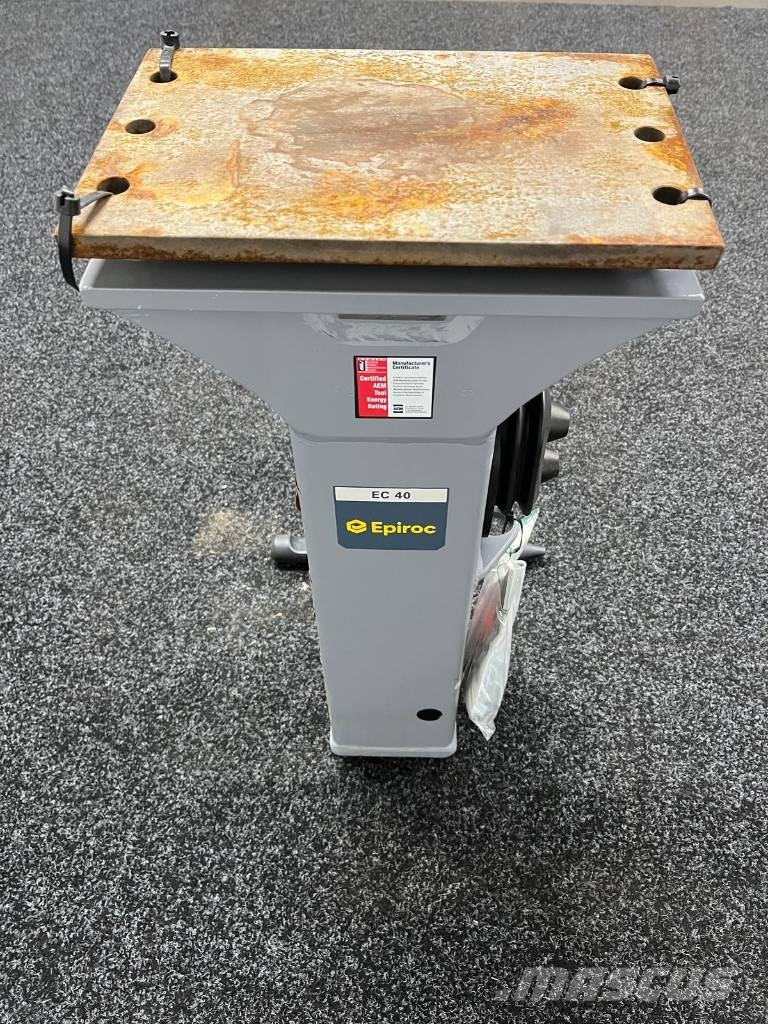 Epiroc EC 40 T hydraulic breaker Hydraulhammare