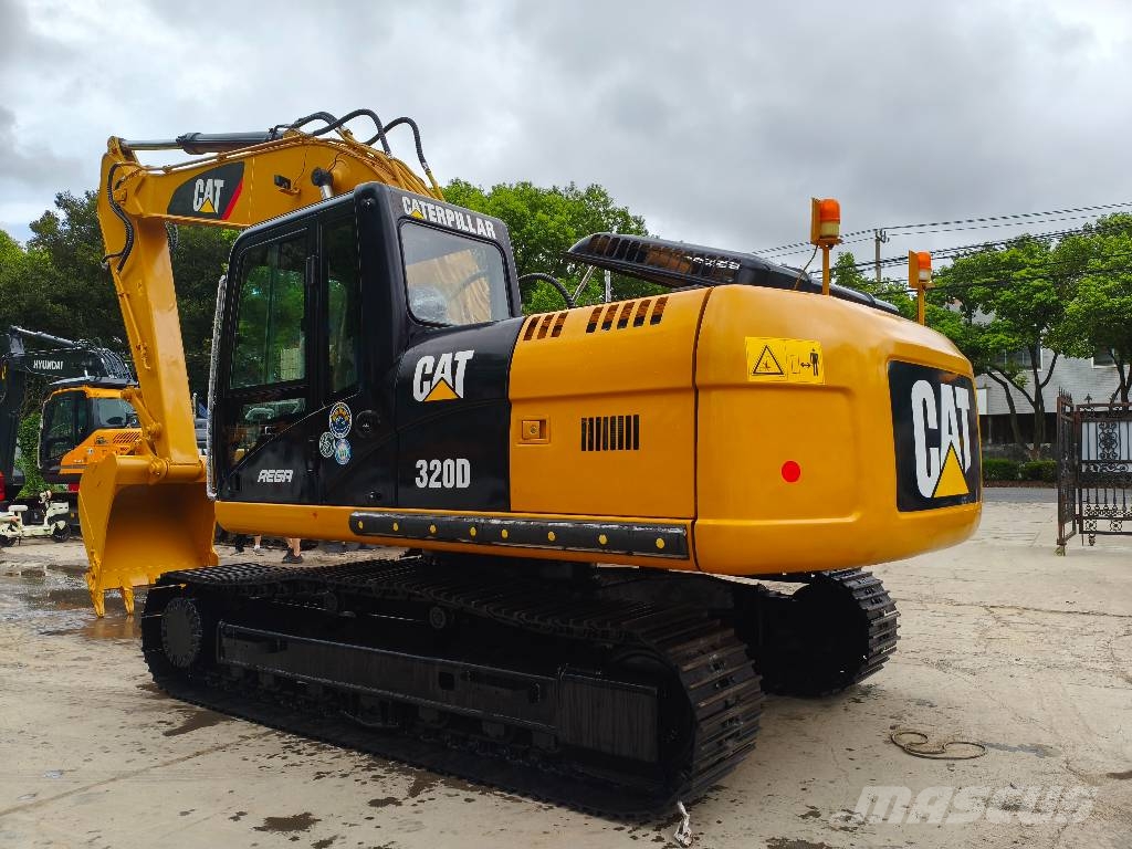 CAT 320 D 履带挖掘机