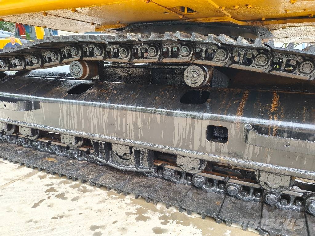 CAT 320 D 履带挖掘机