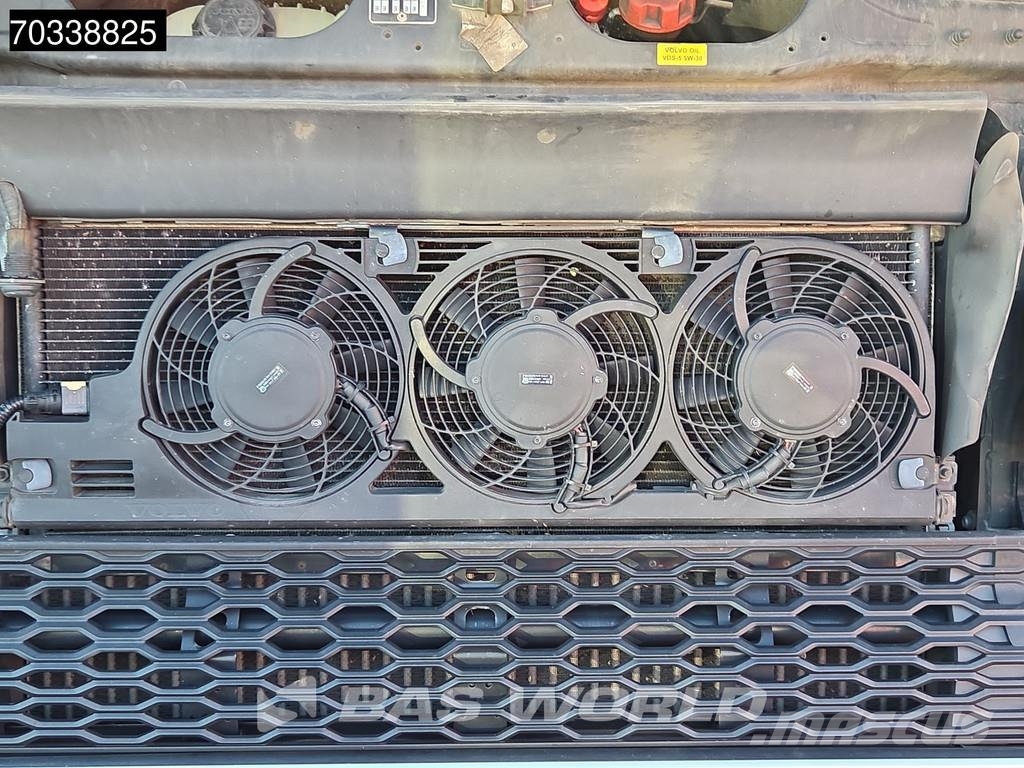 Volvo FH 460 FH 4X2 EXPORT ONLY! 80% Tyres Globe 2xTanks Тягачі