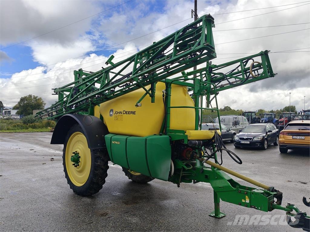 John Deere M740i Vučene prskalice
