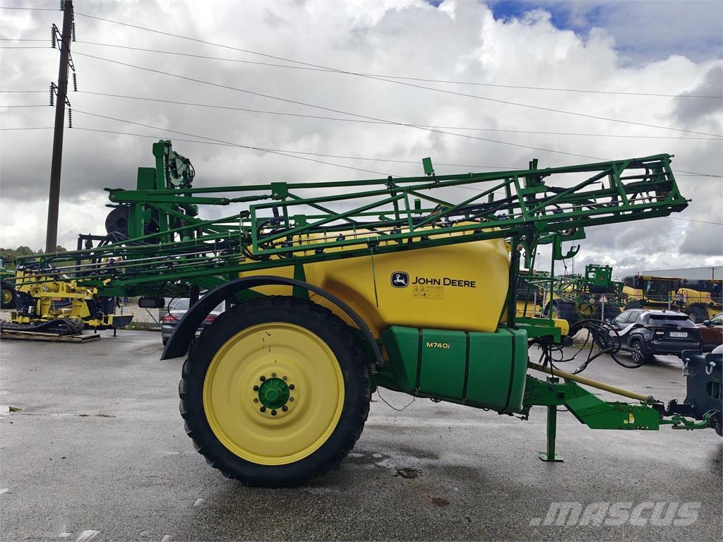 John Deere M740i Vučene prskalice