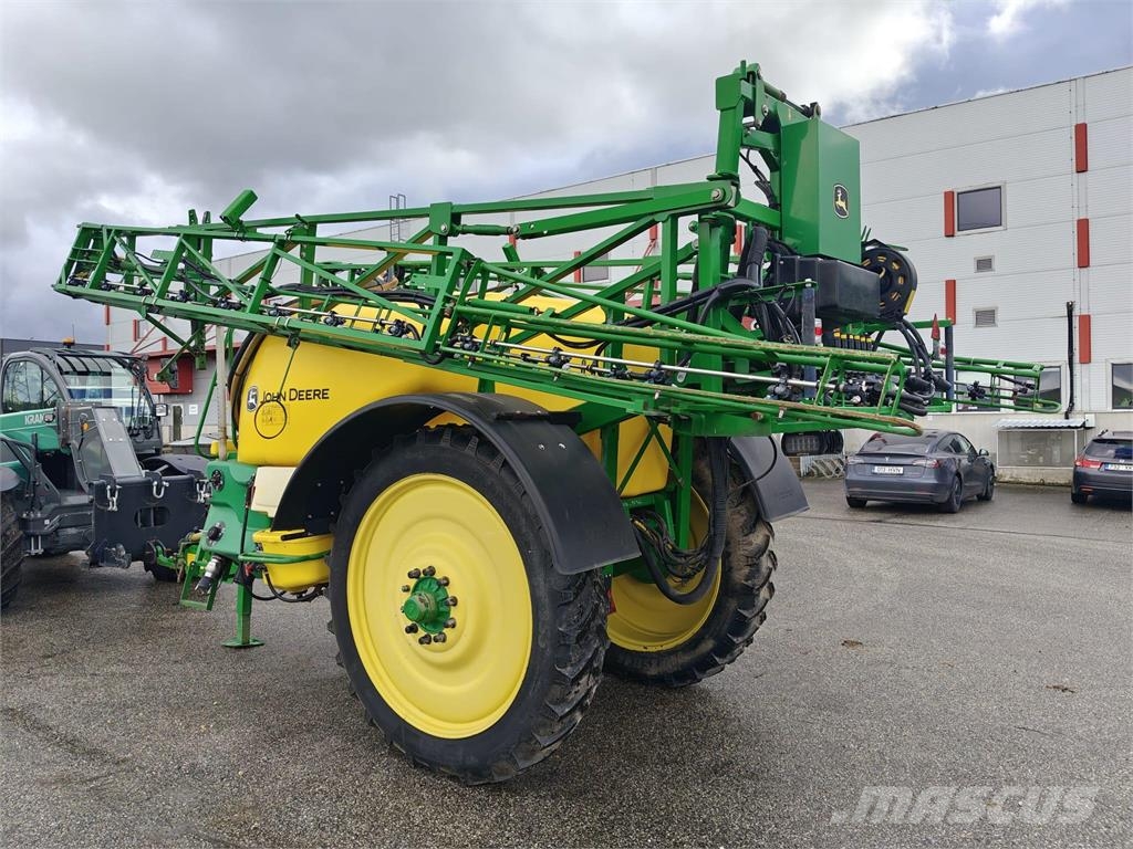 John Deere M740i Vučene prskalice