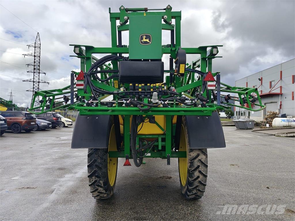 John Deere M740i Vučene prskalice