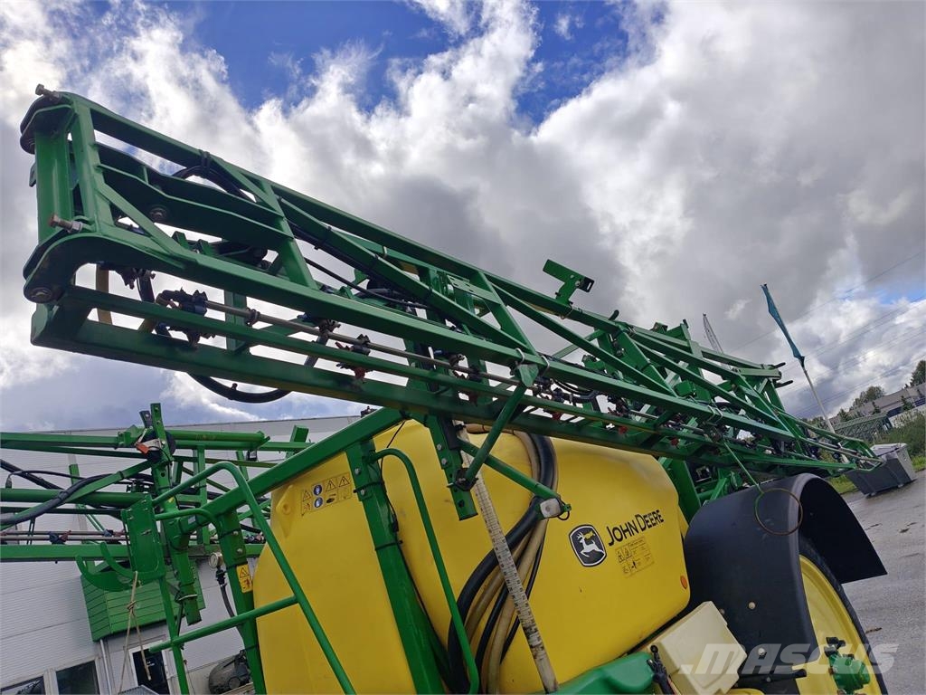 John Deere M740i Vučene prskalice