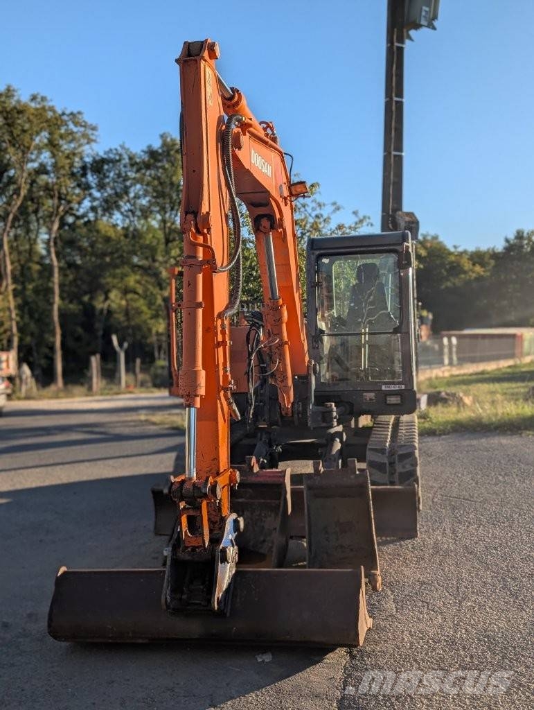 Doosan Solar 75 V Midibagger 7t - 12t