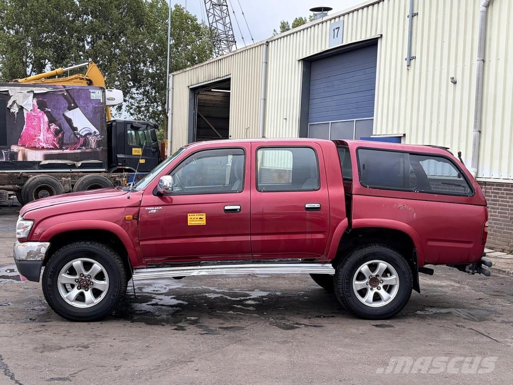 Toyota Hilux SUV - 4x4 4WD - Manual Gearbox - Power Steer Todoterrenos