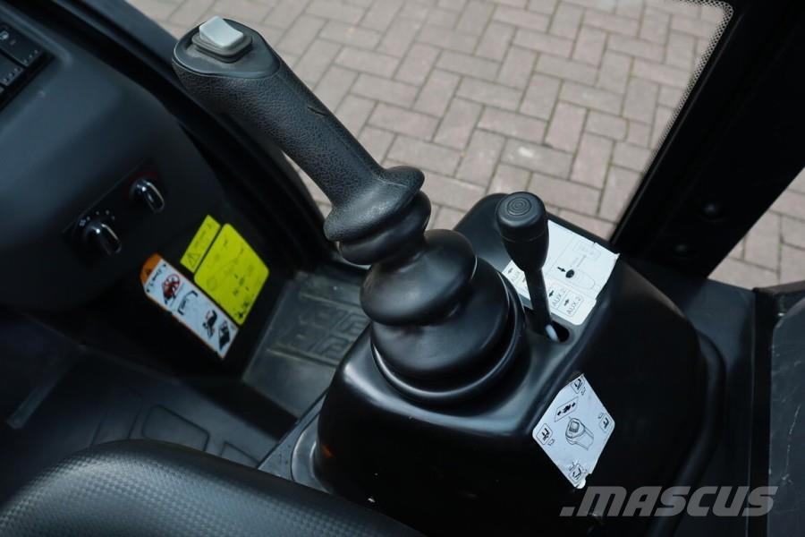 Manitou MC25-4 Valid Inspection, *Guarantee! Diesel, 4x4 D شاحنات الطرق الوعرة