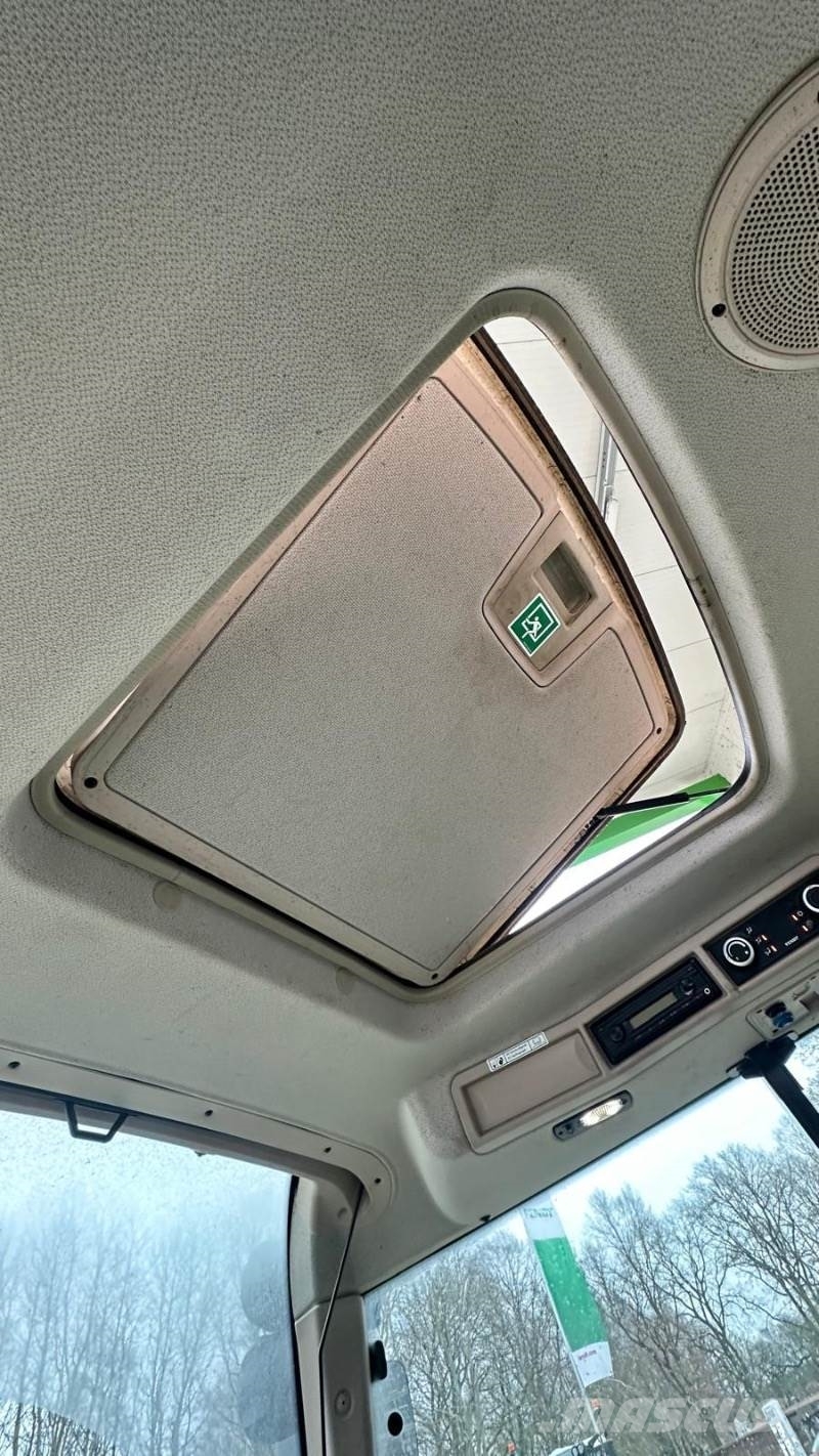 Fendt 724 Vario Power 拖拉机/农用车