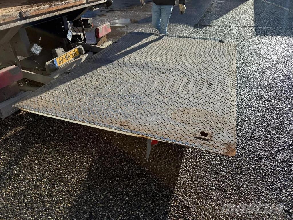 H&W HWZPAS18 + DHOLLANDIA LIFT Remolques de caja de lona