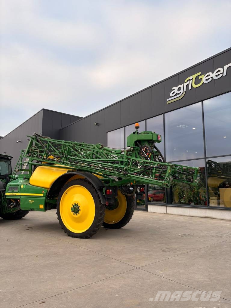 John Deere R944I Vlečne škropilnice