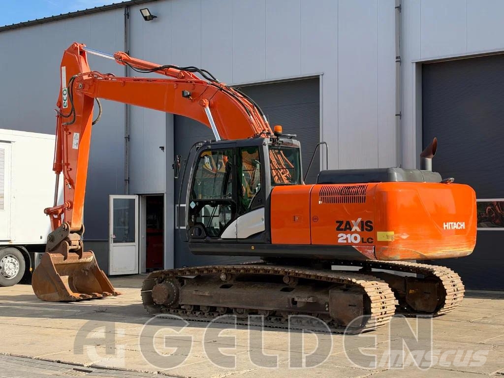 Hitachi ZX210 - 5B Rupsgraafmachines