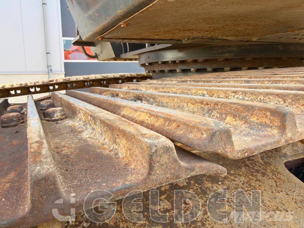 Hitachi ZX210 - 5B Rupsgraafmachines