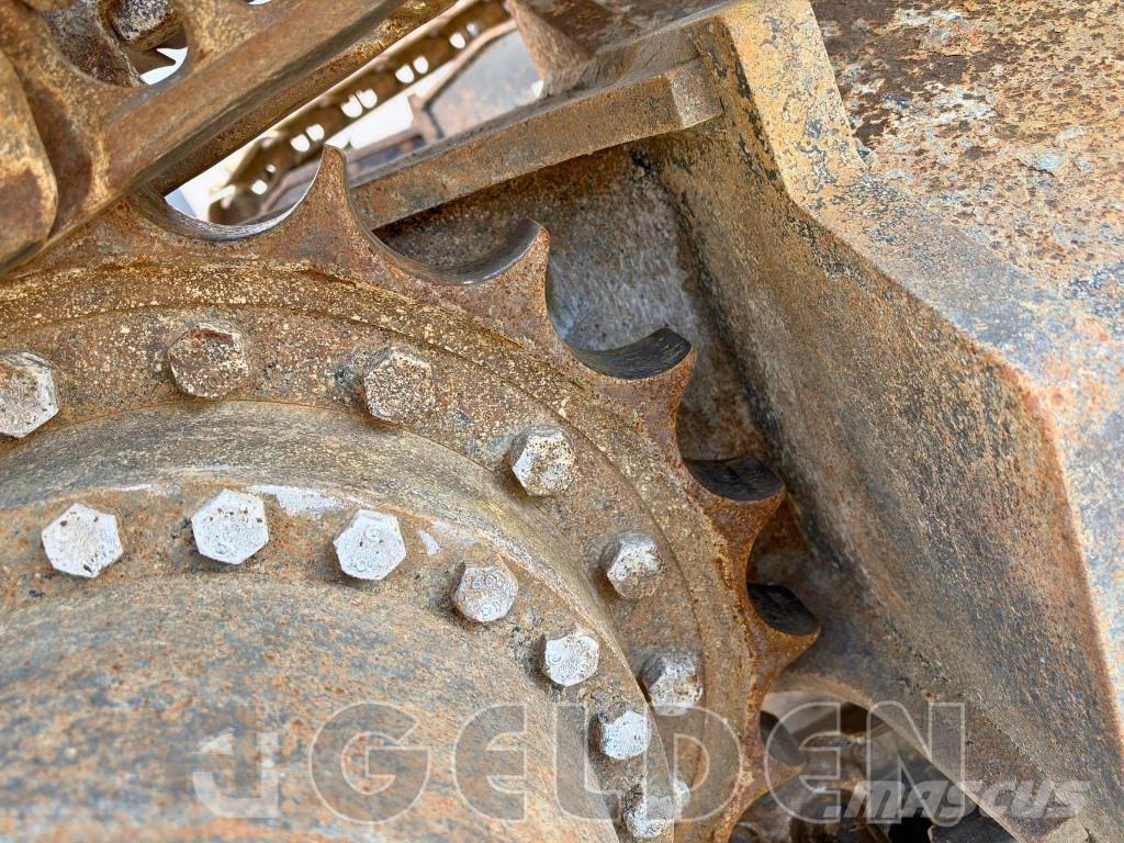 Hitachi ZX210 - 5B Rupsgraafmachines