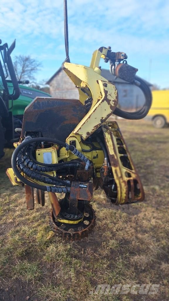John Deere H 754 Hakkuupäät