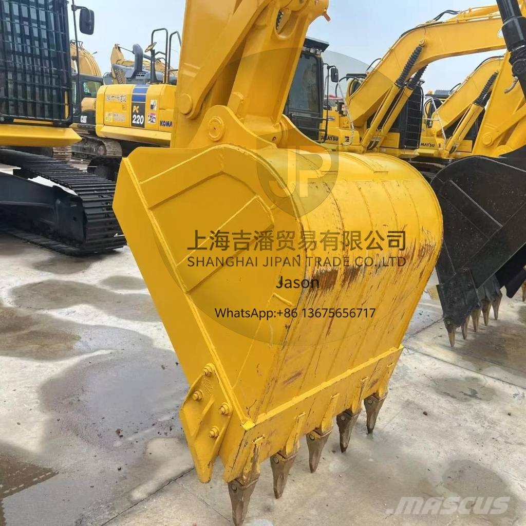 Komatsu PC 210 履带挖掘机