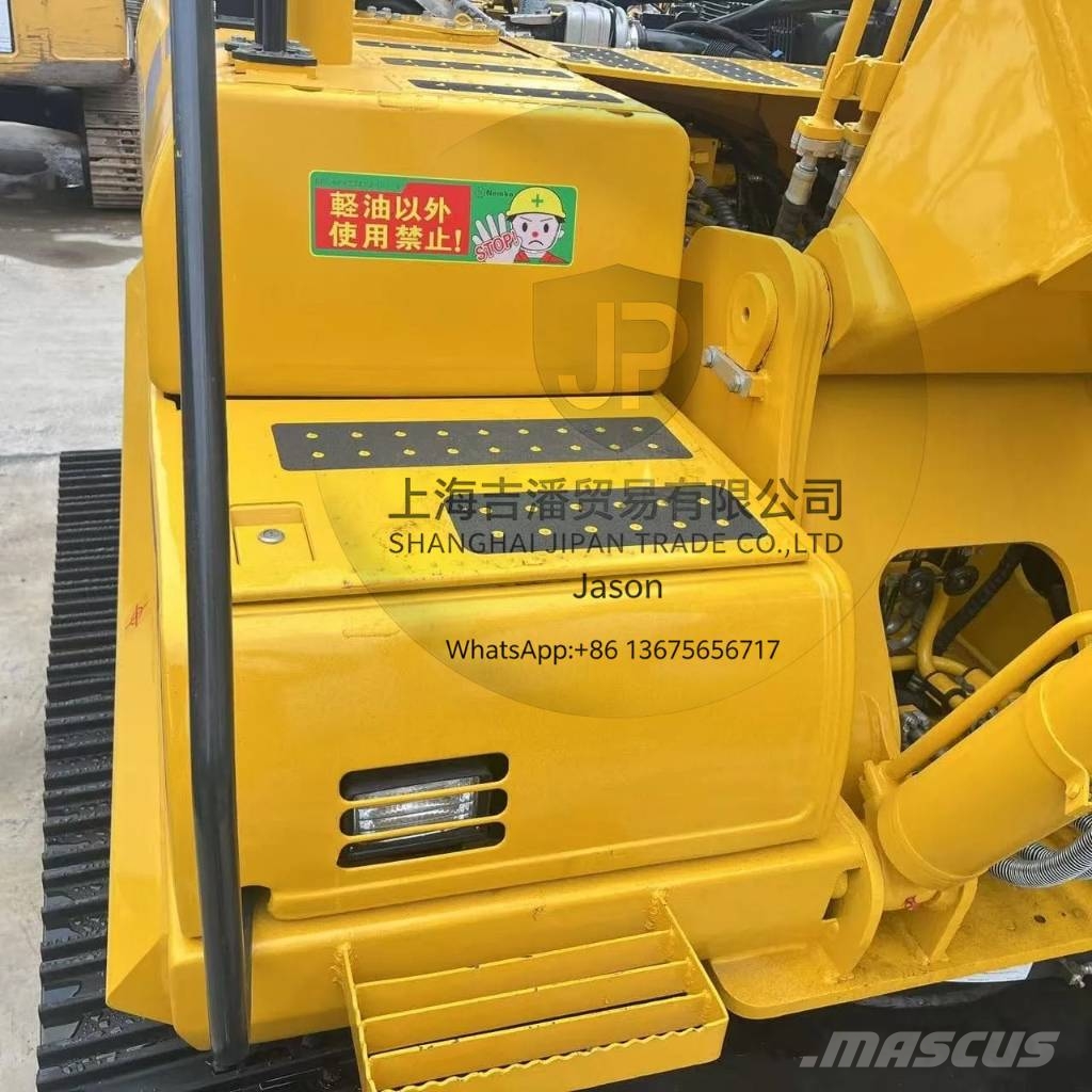Komatsu PC 210 履带挖掘机