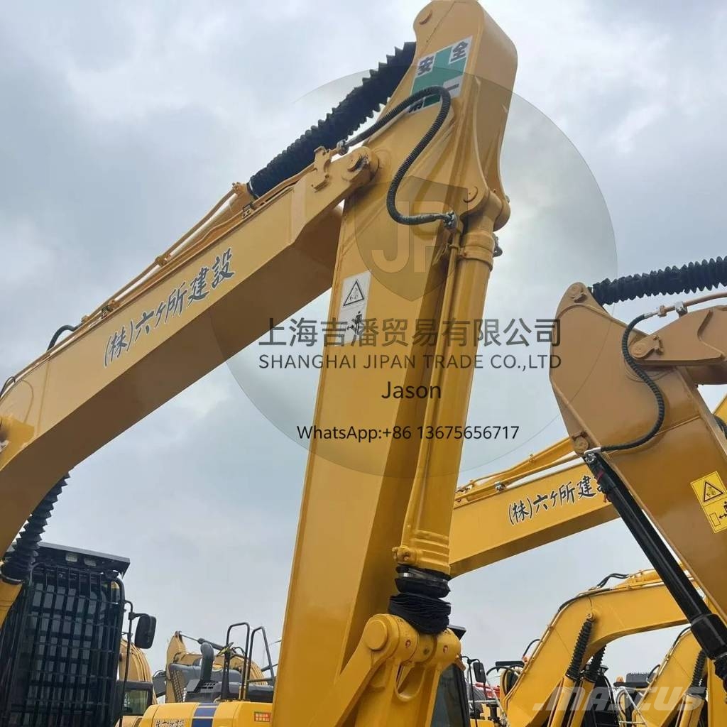 Komatsu PC 210 履带挖掘机