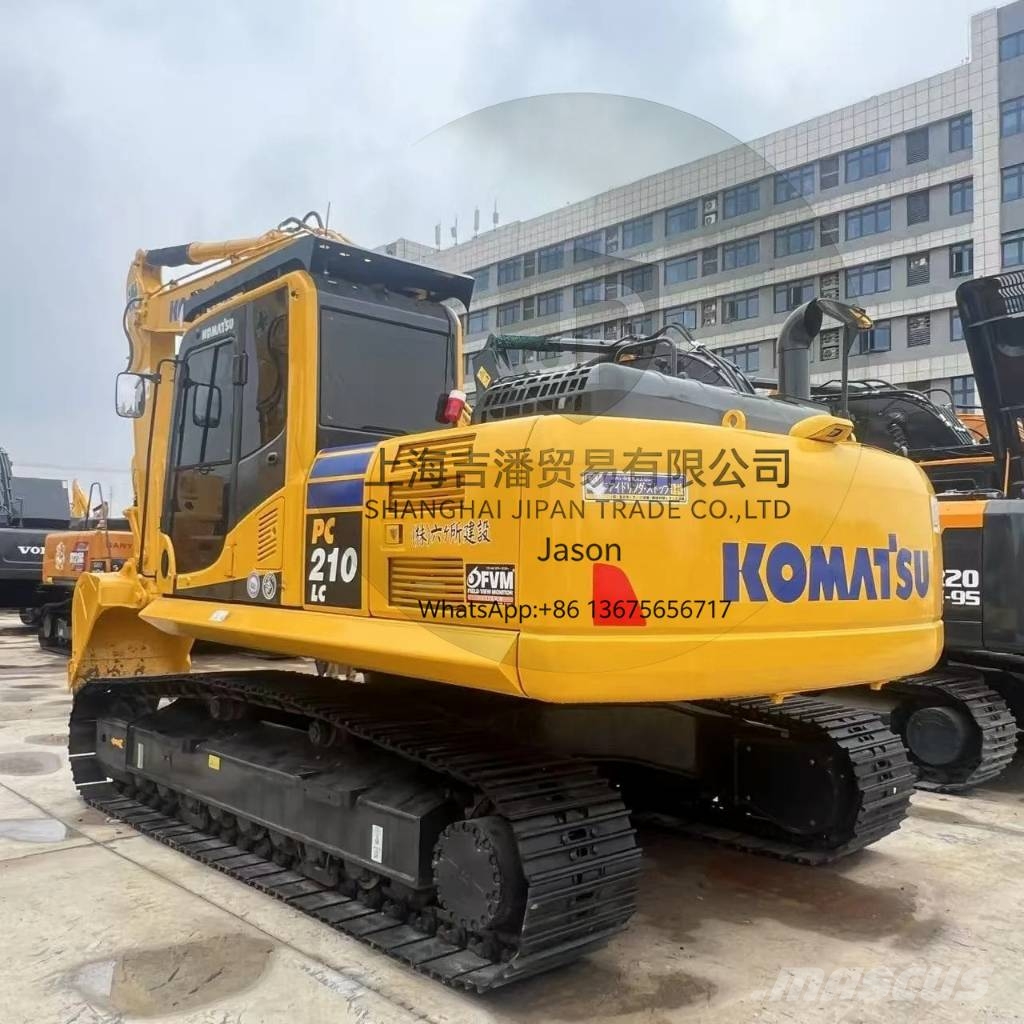 Komatsu PC 210 履带挖掘机