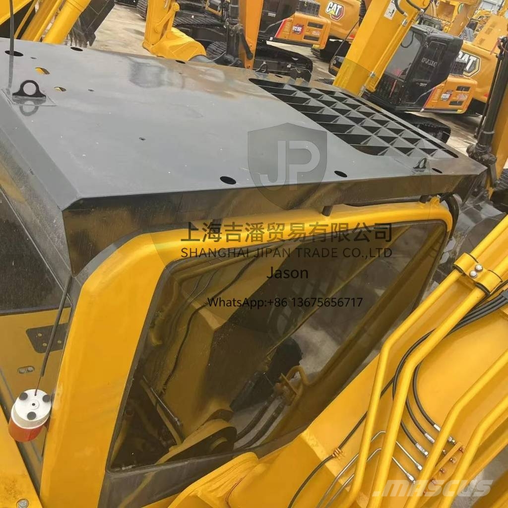 Komatsu PC 210 履带挖掘机