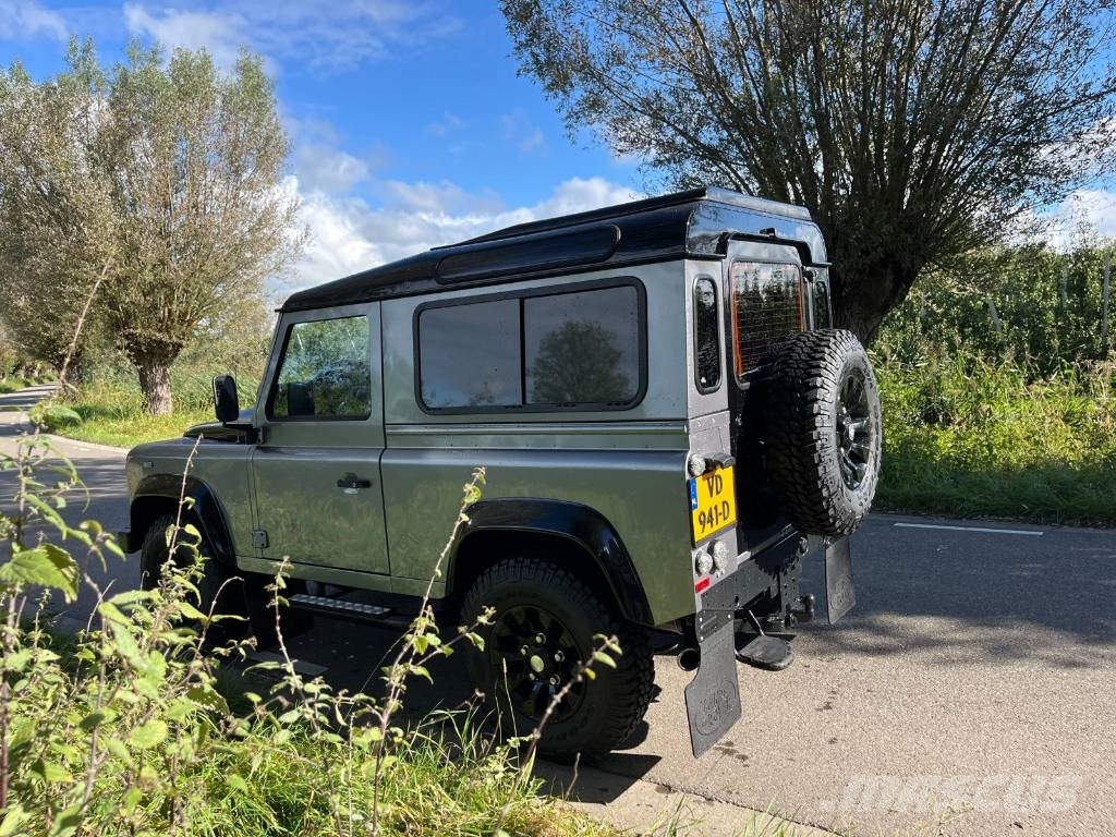 Land Rover Defender 90 Grey X Tech Fashion Grey 2013 PKWs