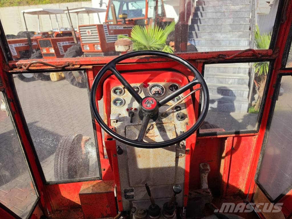 Massey Ferguson 168 Traktorit