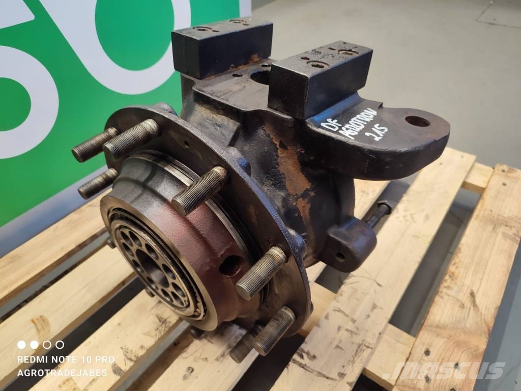 Steering knuckle 12635 Hub 10608 Deutz Fahr 215 Ag 轴