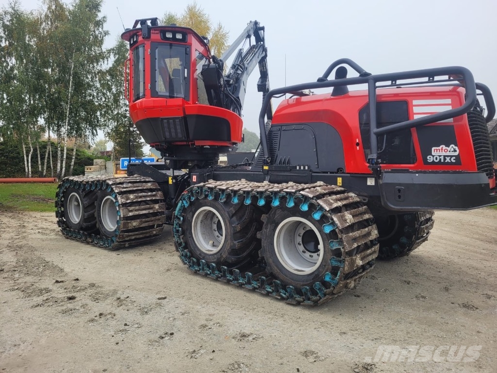 Komatsu 901 XC Harvesteri