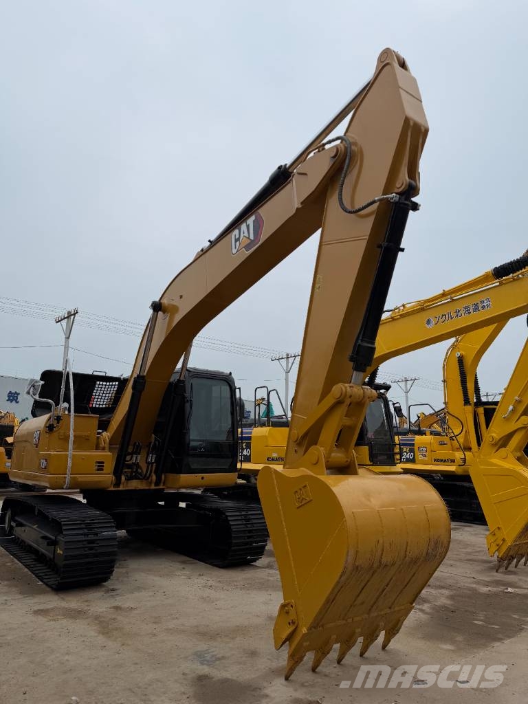 CAT 320GX 3000 units excavators in stock Raupenbagger