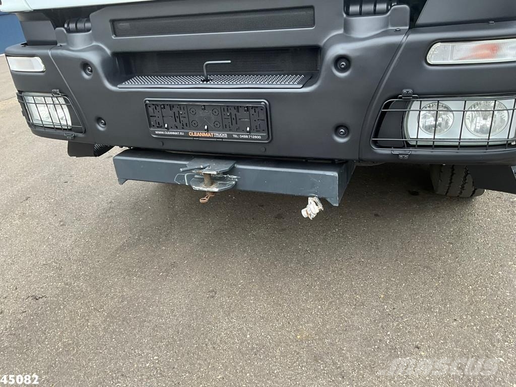 Iveco Trakker 260T41 Euro 5 6x4 Full Steel Palfinger 36 All-Terrain-Krane