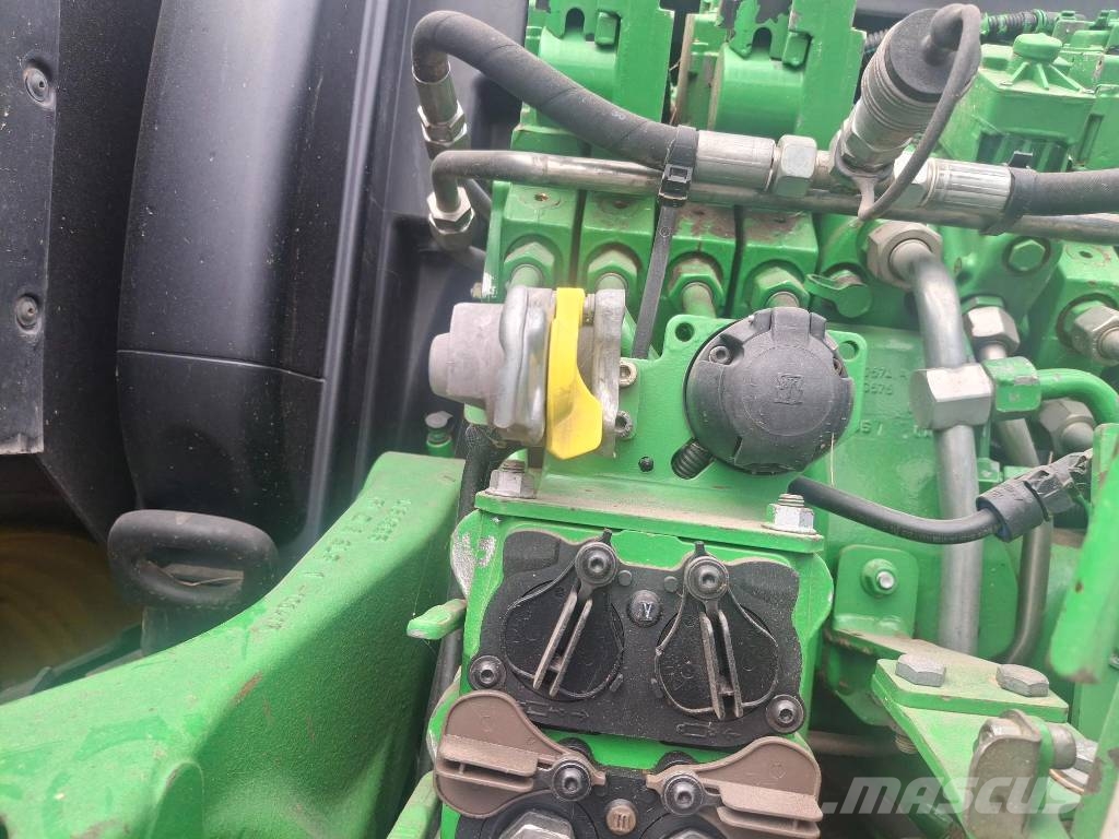John Deere 6195 R Трактори