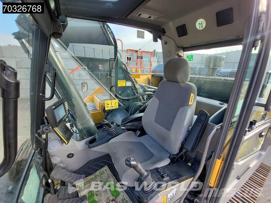 Volvo EC250 E L GPS Pelle sur chenilles