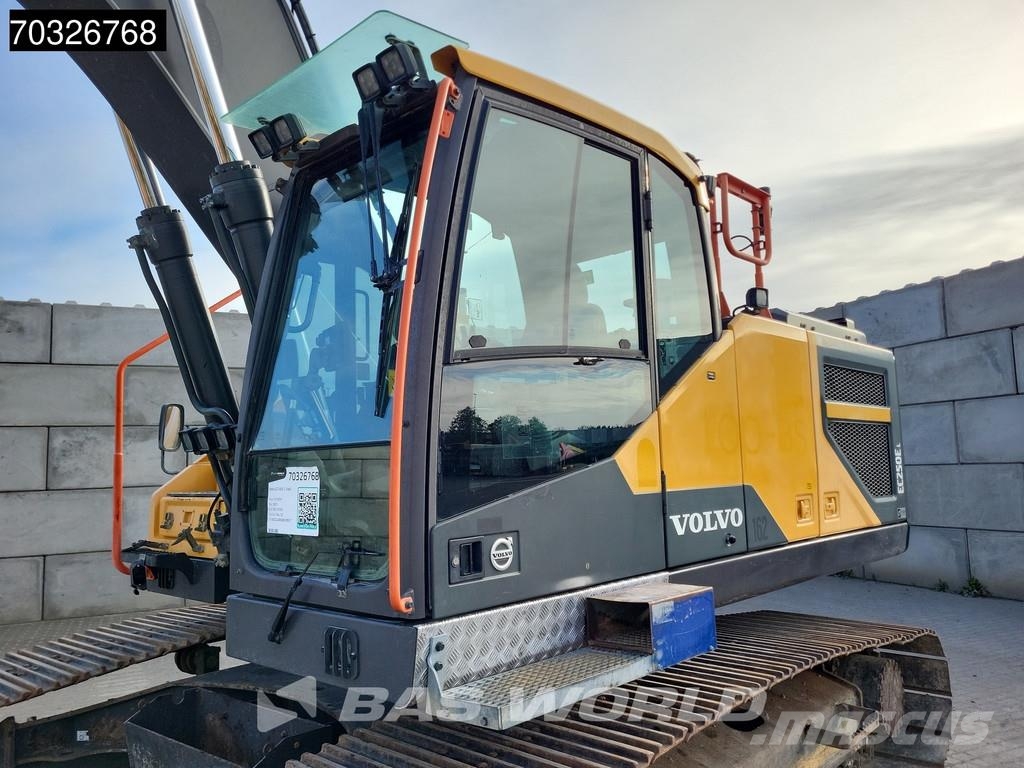 Volvo EC250 E L GPS Excavadoras sobre orugas