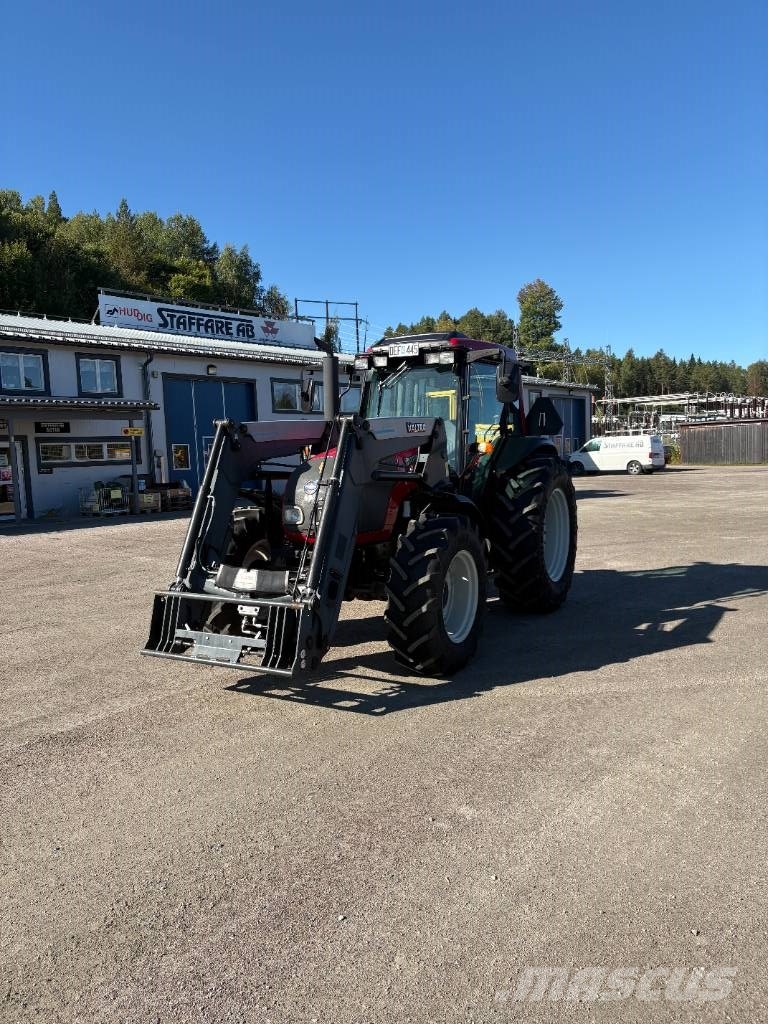 Valtra A 72 Traktory