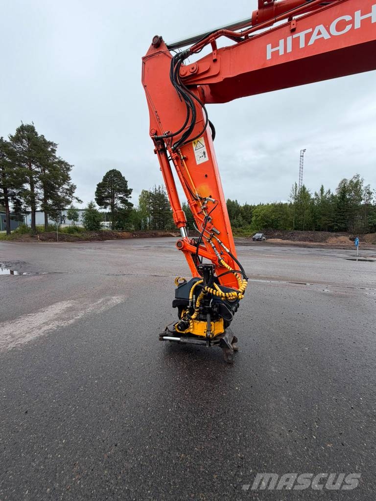 Hitachi ZX 225 US LC-5 Верижен екскаватор