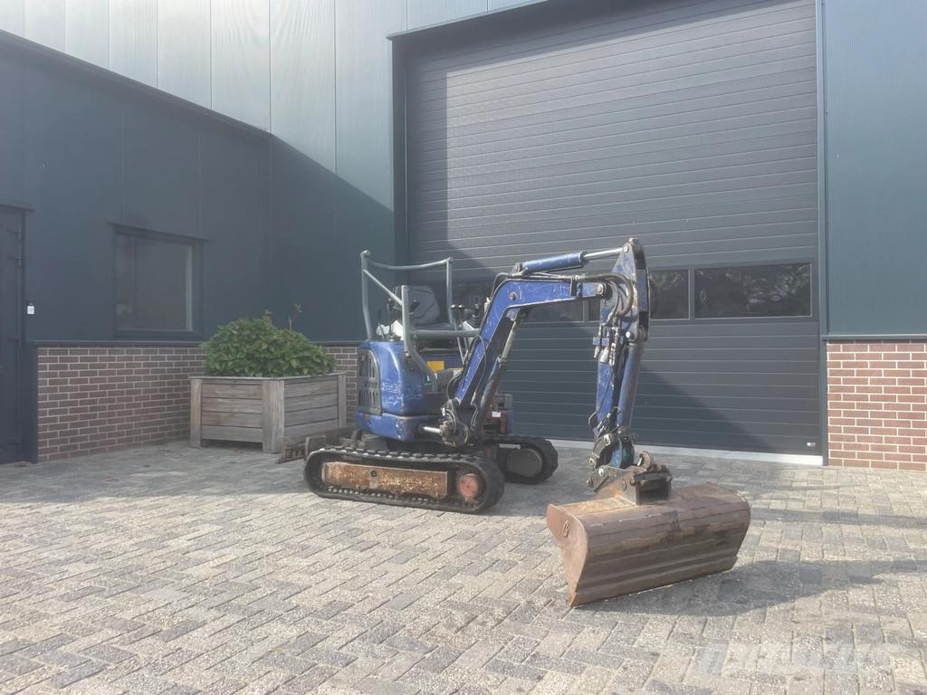 IHI 17 VXE Minigraver mini graafmachine - Kubota Takeu Minigraafmachines < 7t