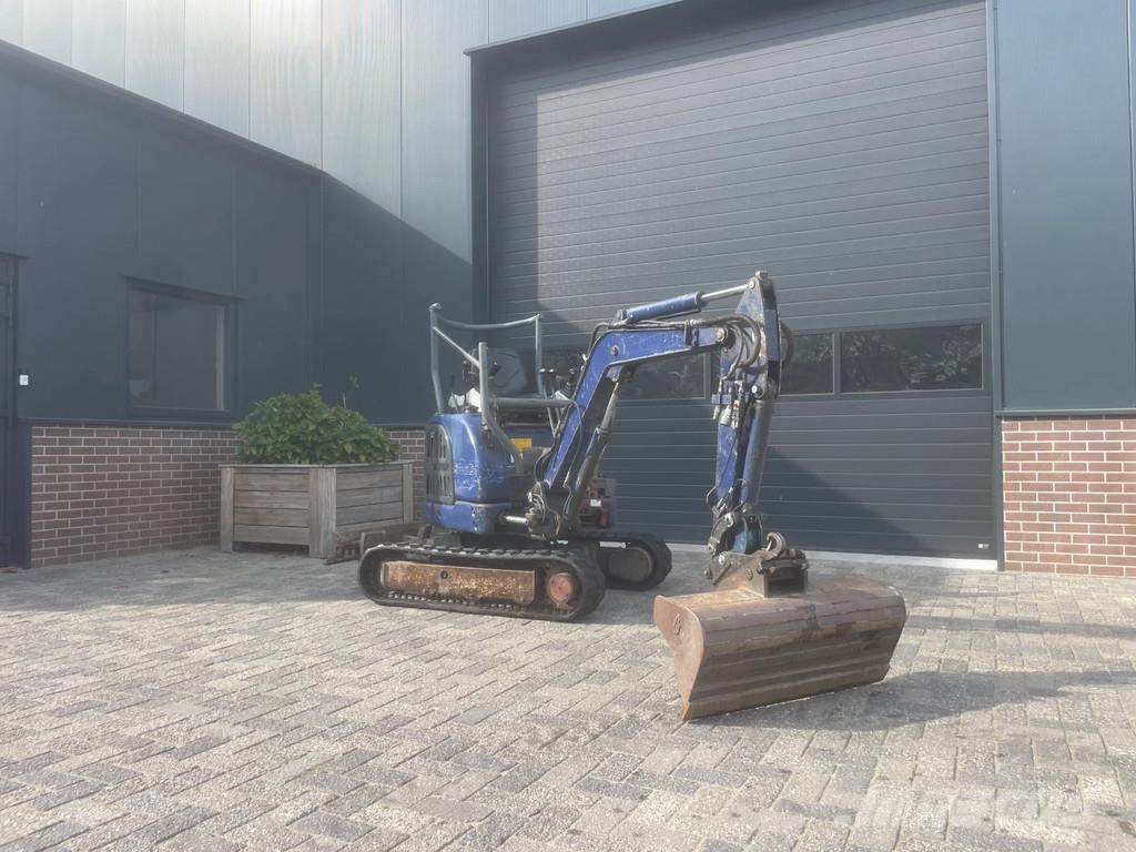 IHI 17 VXE Minigraver mini graafmachine - Kubota Takeu Minigraafmachines < 7t