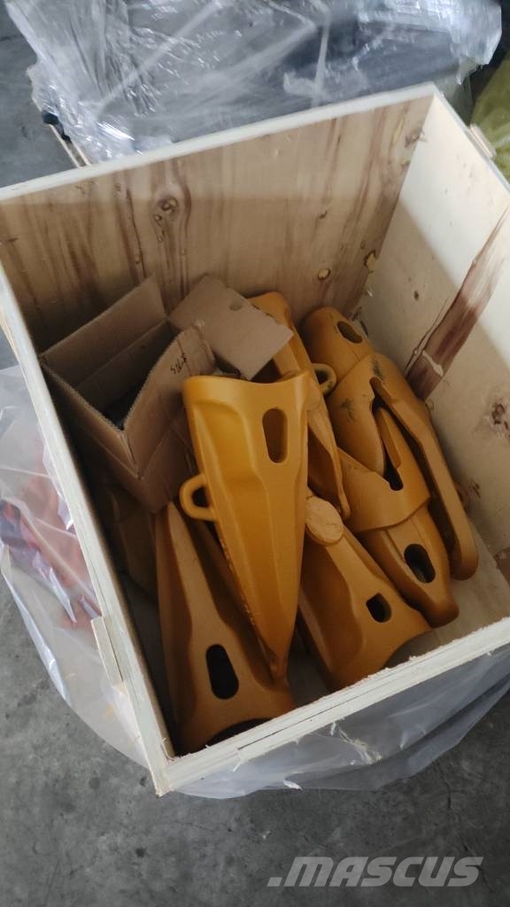 Komatsu PC2000 tooth adapter 443XS145 120XS152SL 475WS152 Váltók