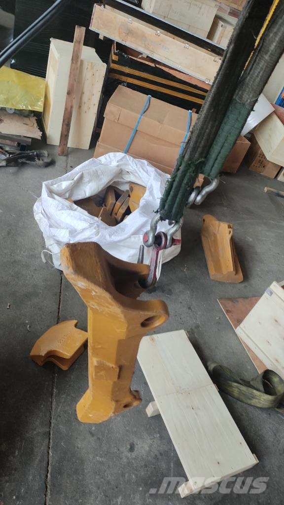 Komatsu PC2000 tooth adapter 443XS145 120XS152SL 475WS152 Váltók