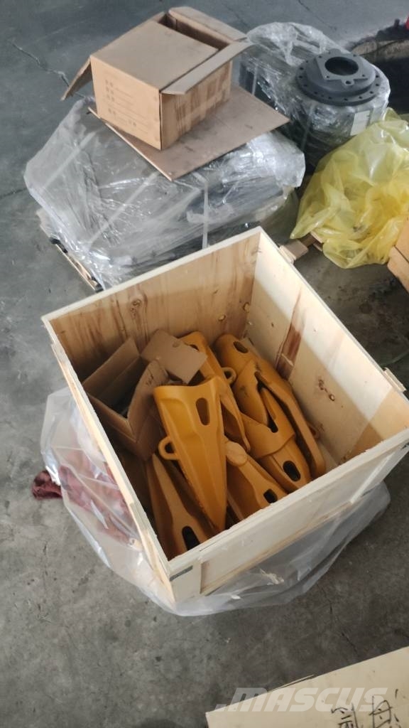 Komatsu PC2000 tooth adapter 443XS145 120XS152SL 475WS152 Váltók