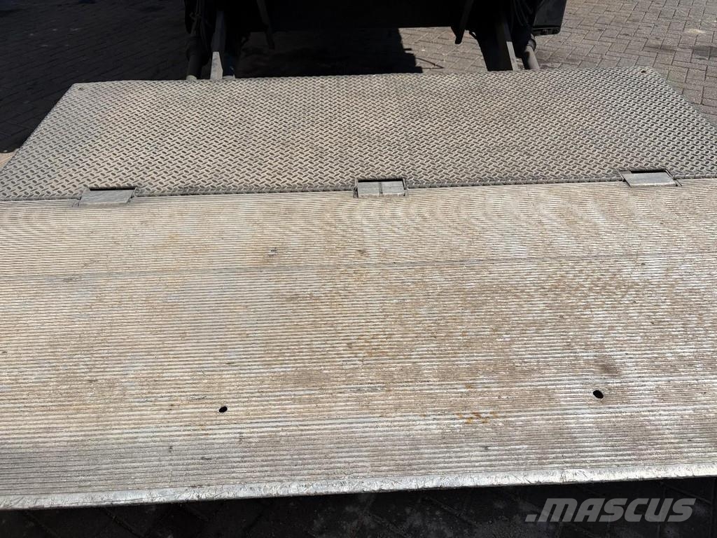 DAF CF 290 ENGINE PERFECT + EURO 6 + CARRIER 1150 + LO Temperature controlled trucks