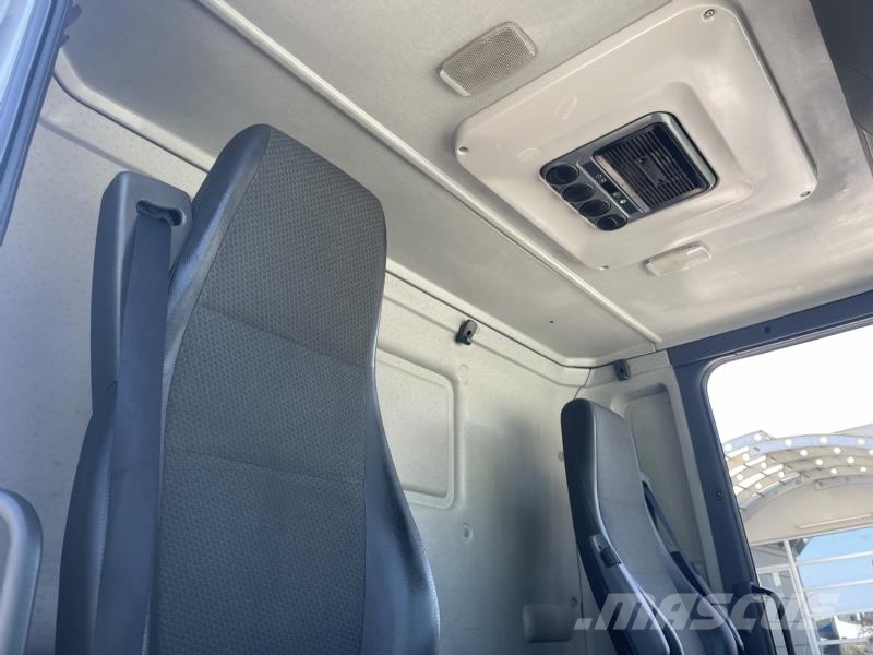 Scania P 400 8X2 EURO 5 Camiones con chasís y cabina