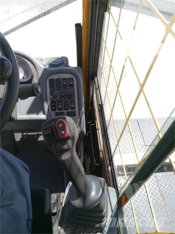 Baumann GX 80L/12/40 ST Oldalvillás targonca