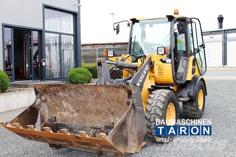 Volvo L25F * Klappschaufel + Palettengabel Kolesové nakladače